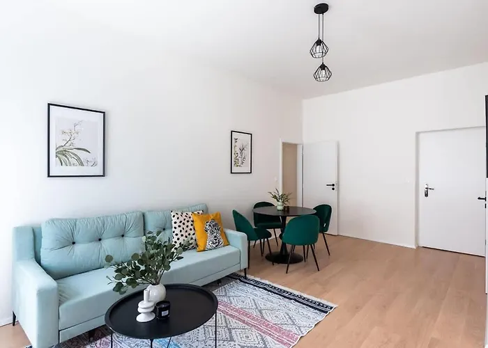 Apartment Unique Old Town 2br Oasis With Sofa Bed Prag